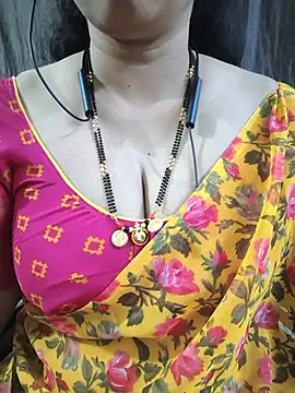 Snapshot of bhuvana555 chatting on 07.09.26 bhuvana555 online show from 07.09.26