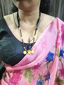 Snapshot of bhuvana555 chatting on 07.10.26 bhuvana555 online show from 07.10.26