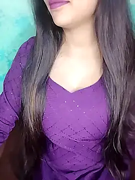 Sreya213 online show from 10.18.25