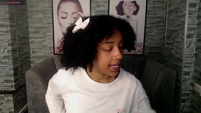 Violeth b online show from 10.03.25