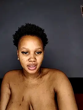 Snapshot of Sego_TeeTee chatting on 05.23.26 Sego TeeTee online show from 05.23.26