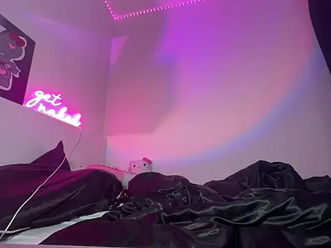 Julamayana online show from 03.18.25