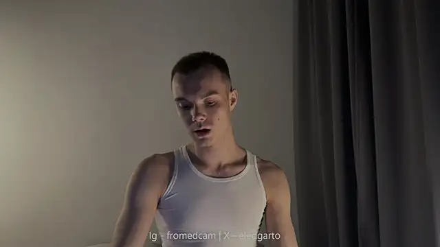 Snapshot of fromed chatting on 10.14.25 fromed online show from 10.14.25