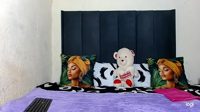 quenliyasa online show from 04.16.26