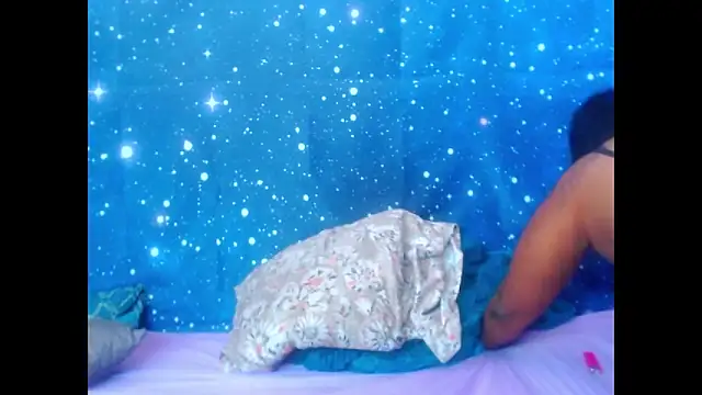 2Sweetysmile online show from 03.20.25