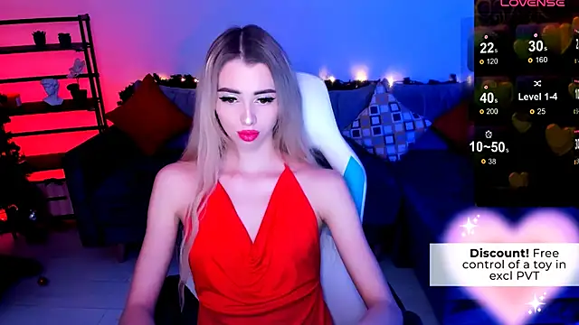 Snapshot of Emilia_Klar chatting on 01.11.25 Emilia Klar online show from 01.11.25