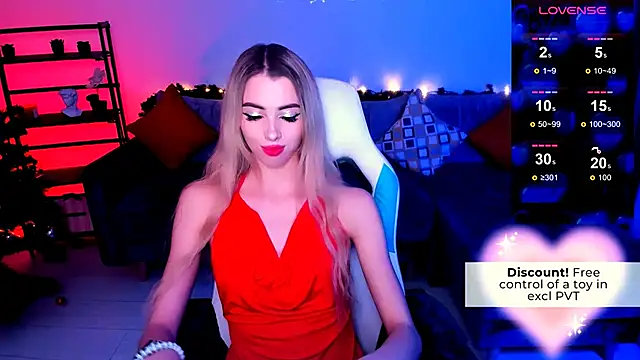 Snapshot of Emilia_Klar chatting on 01.11.25 Emilia Klar online show from 01.11.25