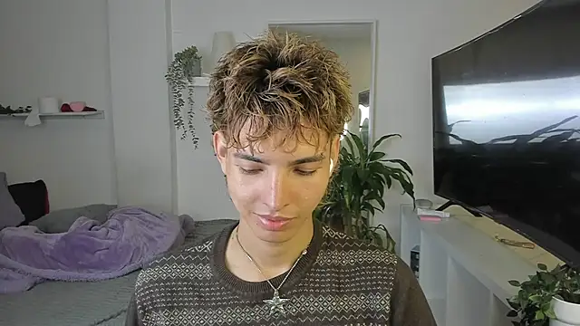 santy-kitty online show from 10.30.25