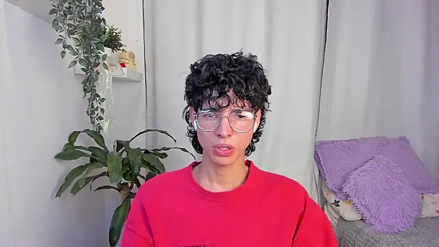 Snapshot of santy-kitty chatting on 02.20.26 santy-kitty online show from 02.20.26