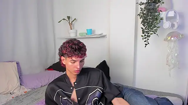 Snapshot of santy-kitty chatting on 02.27.26 santy-kitty online show from 02.27.26