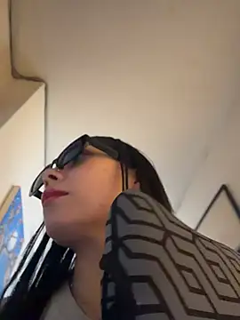 Snapshot of EemaHaruki chatting on 05.19.26 EemaHaruki online show from 05.19.26