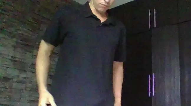 Snapshot of Sexylatin64 chatting on 02.11.25 Sexylatin64 online show from 02.11.25