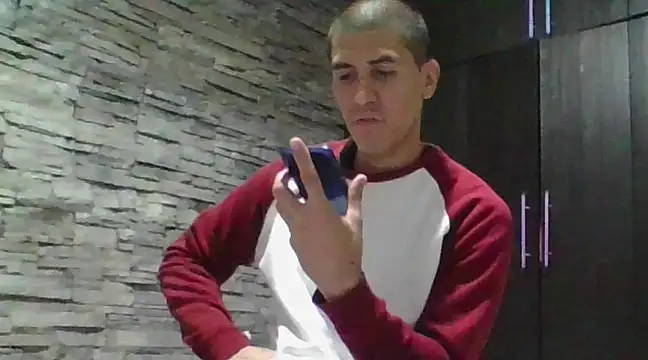 Snapshot of Sexylatin64 chatting on 03.04.25 Sexylatin64 online show from 03.04.25