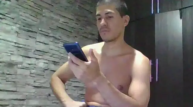 Snapshot of Sexylatin64 chatting on 03.16.25 Sexylatin64 online show from 03.16.25