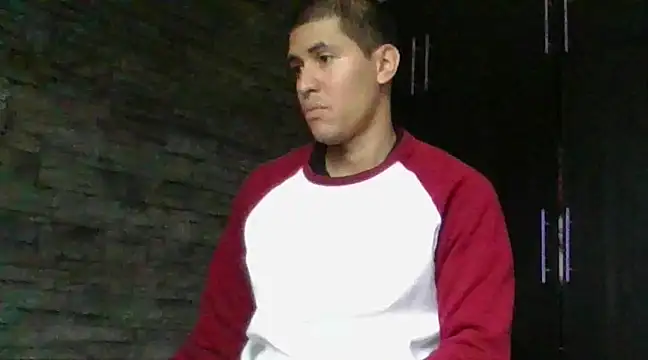 Snapshot of Sexylatin64 chatting on 03.17.25 Sexylatin64 online show from 03.17.25