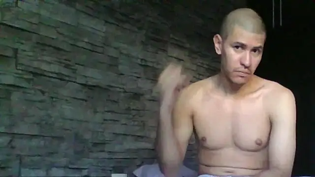 Snapshot of Sexylatin64 chatting on 06.01.26 Sexylatin64 online show from 06.01.26