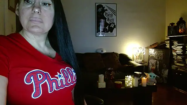 Snapshot of mandaloriangirls chatting on 03.03.26 mandaloriangirls online show from 03.03.26