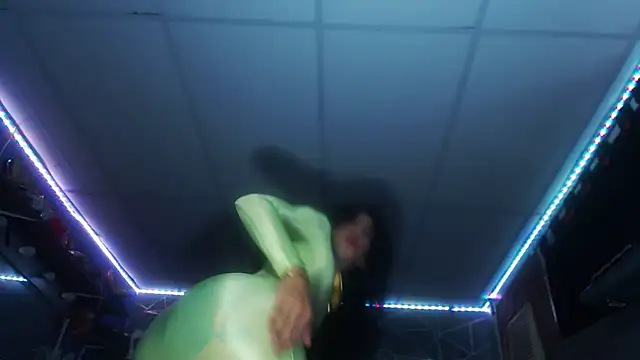 Snapshot of Daniela_GirlHot01 chatting on 10.10.25 Daniela GirlHot01 online show from 10.10.25