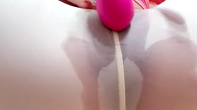 UUKiss  online show from 03.20.25