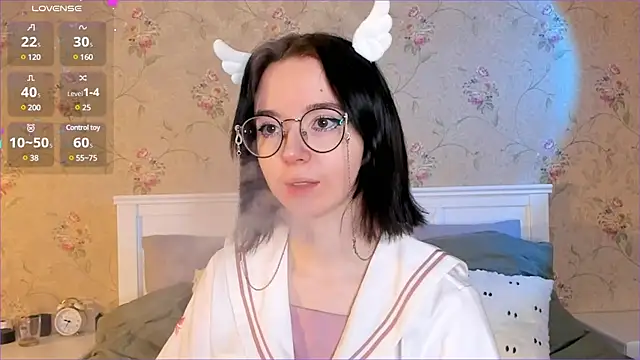 Nora Failure online show from 12.10.24