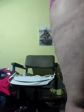 Snapshot of GoddessLorenaTheeSiren chatting on 10.05.25 GoddessLorenaTheeSiren online show from 10.05.25