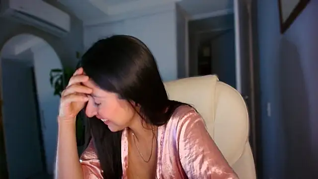 auroracaruso11 online show from 10.06.25