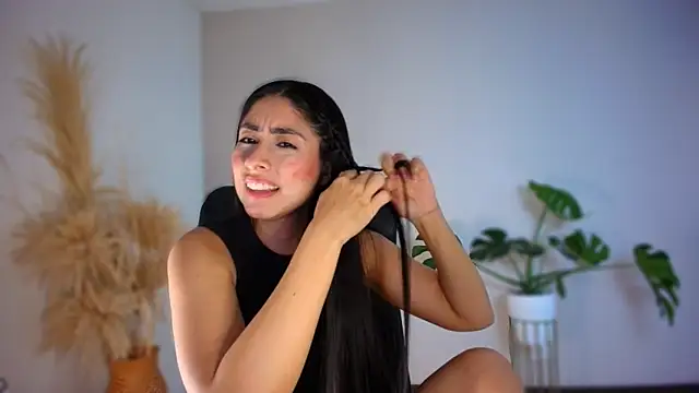 auroracaruso11 online show from 04.16.26