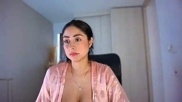 Snapshot of auroracaruso11 chatting on 07.15.26 auroracaruso11 online show from 07.15.26