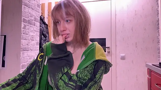 moundliicht1 online show from 02.01.25