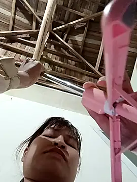 Snapshot of AssAsiancute chatting on 12.18.24 AssAsiancute online show from 12.18.24