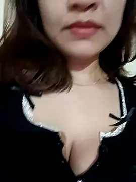 Snapshot of AssAsiancute chatting on 02.06.25 AssAsiancute online show from 02.06.25