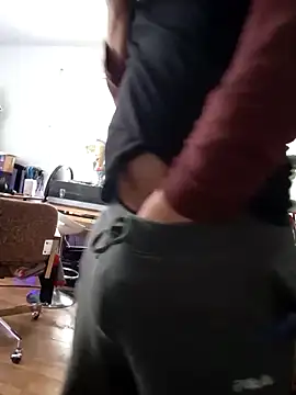 Snapshot of QcMisterv13 chatting on 03.05.25 QcMisterv13 online show from 03.05.25