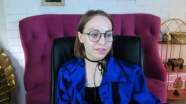 Snapshot of AphexQueen chatting on 01.15.25 AphexQueen online show from 01.15.25