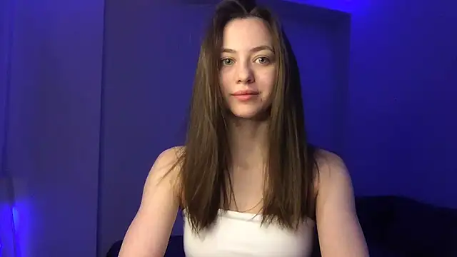 Snapshot of Riasha chatting on 02.28.25 Riasha online show from 02.28.25