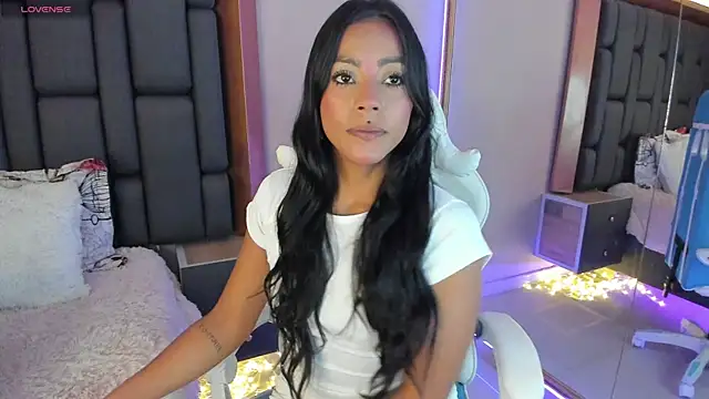 Snapshot of Amber_villalobos_ chatting on 02.22.25 Amber villalobos online show from 02.22.25