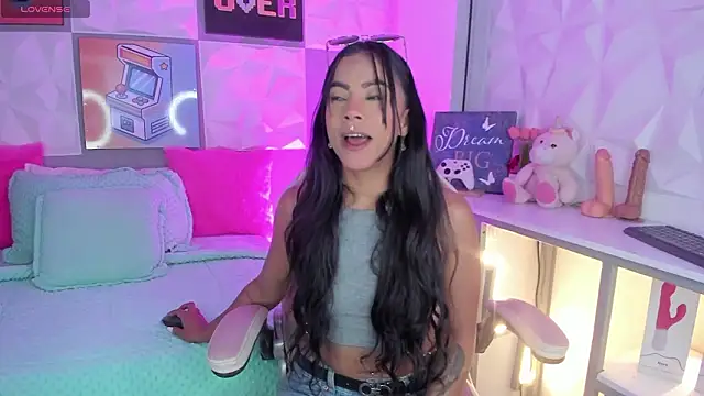 Amber villalobos  online show from 03.19.26