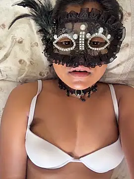 Bella Luna18 online show from 02.09.26