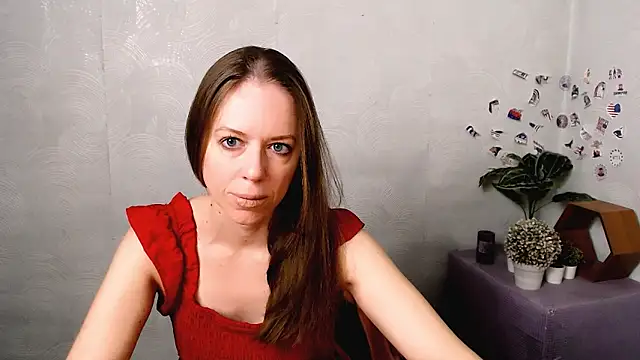 Snapshot of GloriaSi_ chatting on 05.12.26 GloriaSi online show from 05.12.26