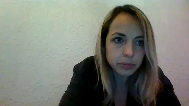 Snapshot of Annelibre chatting on 01.05.25 Annelibre online show from 01.05.25