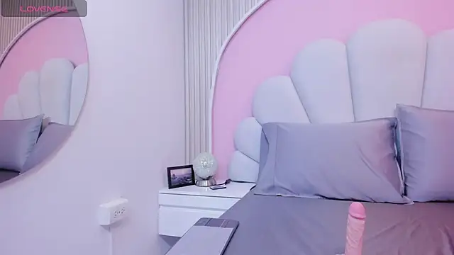 Snapshot of Meli_castillo chatting on 02.27.25 Meli castillo online show from 02.27.25