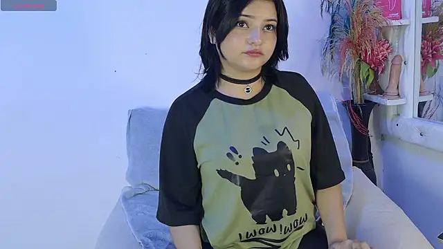 Snapshot of mikoto_urab chatting on 02.06.26 mikoto urab online show from 02.06.26