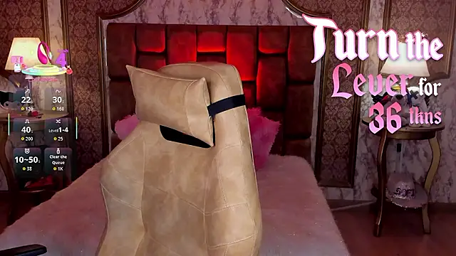 SoffiQueen online show from 01.19.26