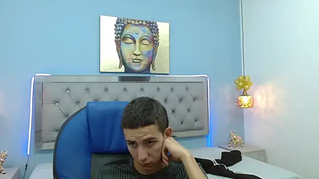 Snapshot of JackSwan18 chatting on 01.20.25 JackSwan18 online show from 01.20.25