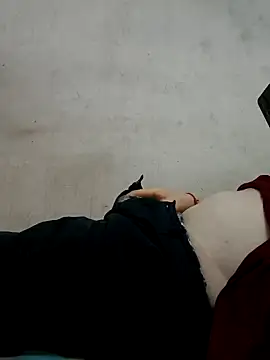 Snapshot of mohnis76 chatting on 03.28.26 mohnis76 online show from 03.28.26