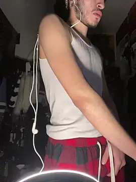 Snapshot of AsdAltiods chatting on 03.12.26 AsdAltiods online show from 03.12.26