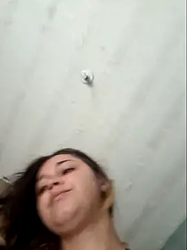 Snapshot of luuhcat09 chatting on 02.04.26 luuhcat09 online show from 02.04.26