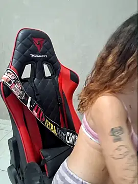 Snapshot of luuhcat09 chatting on 02.24.26 luuhcat09 online show from 02.24.26