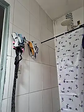 Snapshot of luuhcat09 chatting on 02.25.26 luuhcat09 online show from 02.25.26