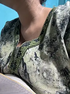 Snapshot of bihari_hu4 chatting on 12.21.25 bihari hu4 online show from 12.21.25