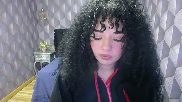 Sofiacowperx online show from 03.02.25